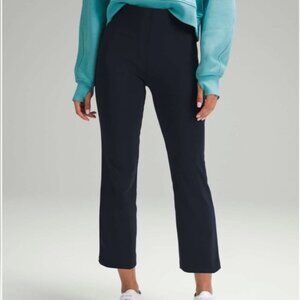 Lululemon Smooth Fit Pull-On High-Rise Cropped PantsTrue Navy